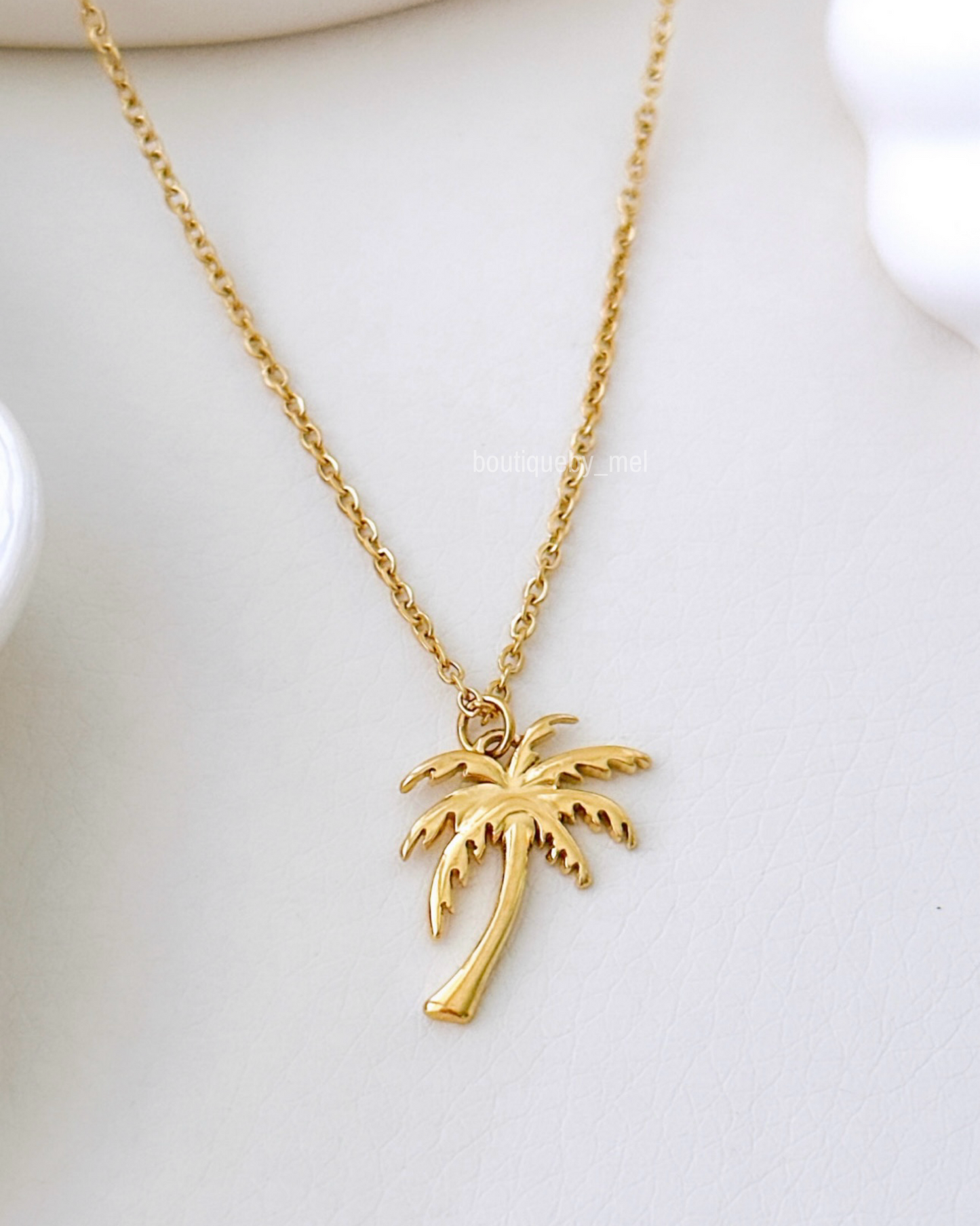 Tropical Palm Necklace