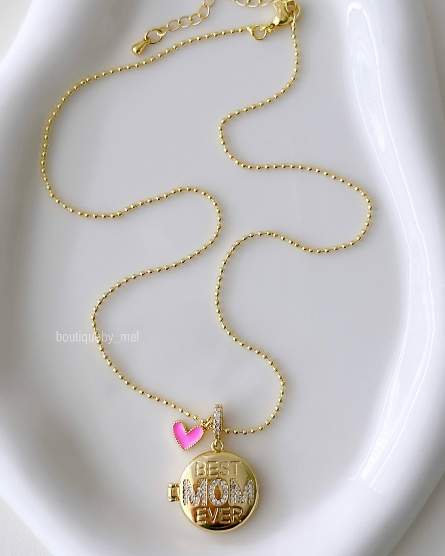 BEST MOM EVER Necklace
