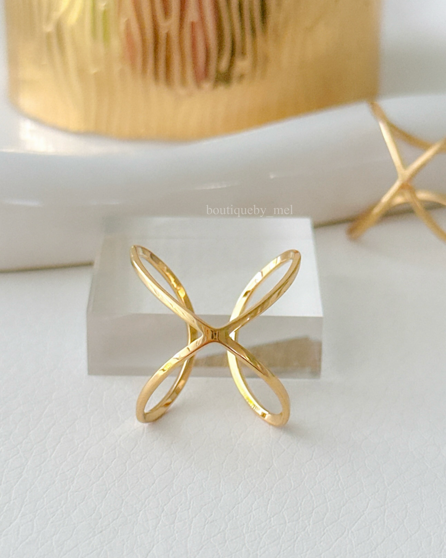 Luxe X Ring