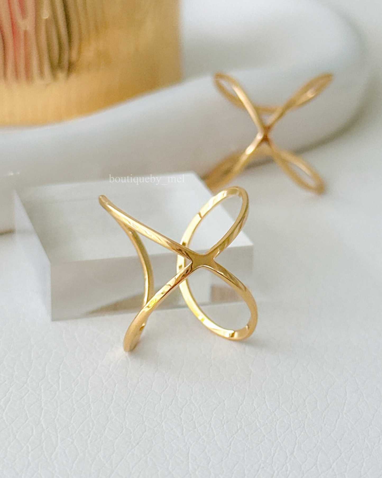 Luxe X Ring