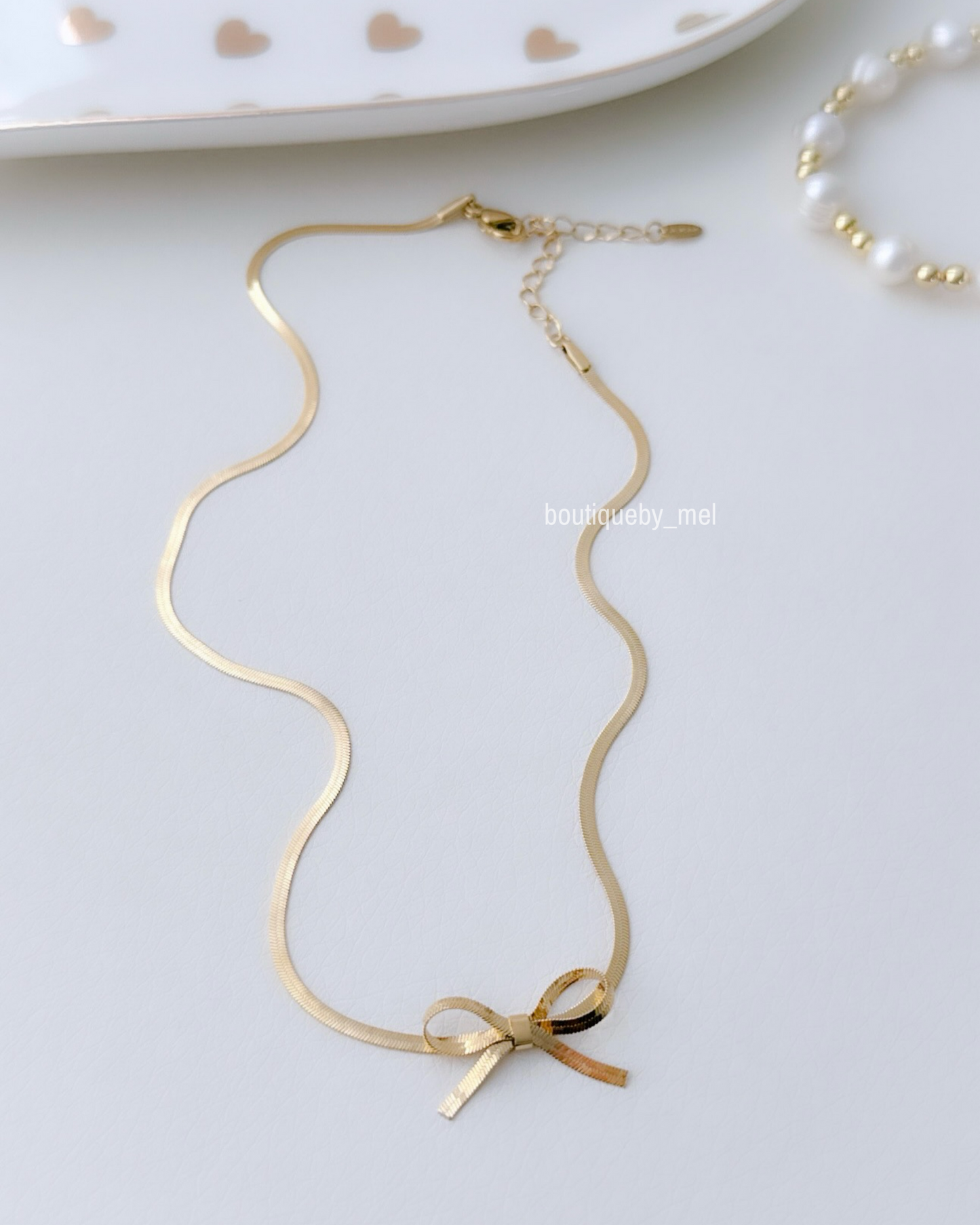 Small Bow Choker