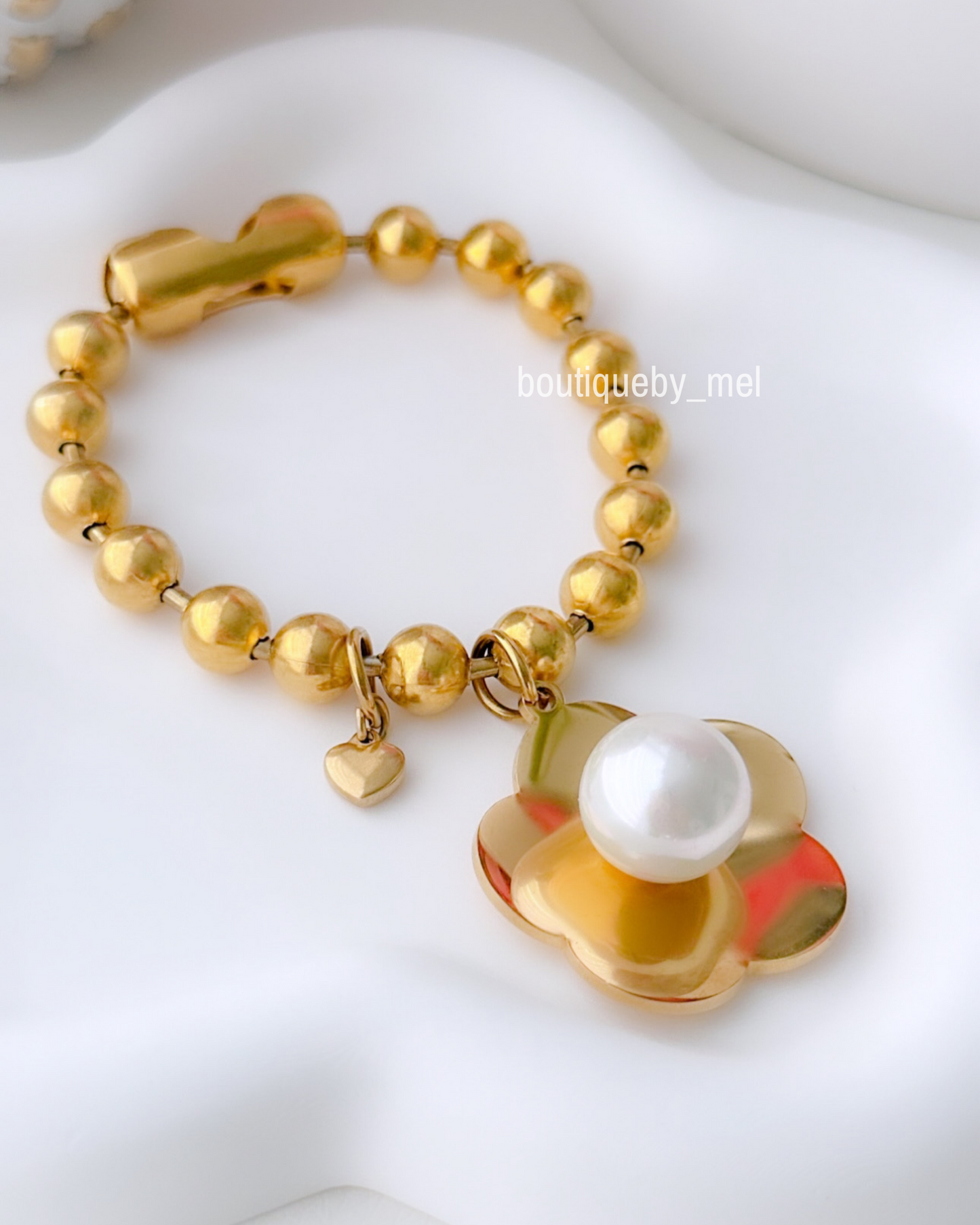Flower Pearl Bracelet