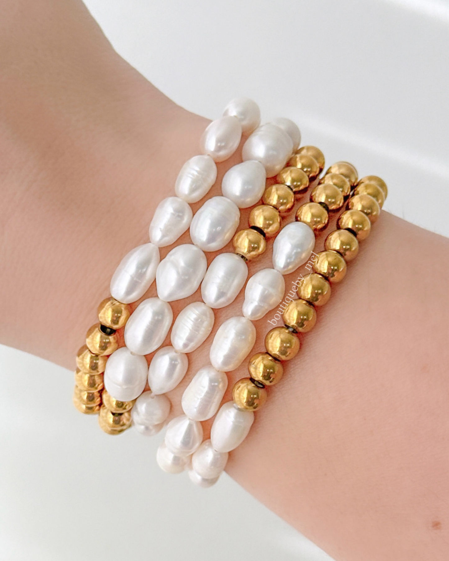 Gold & Pearls Bracelet