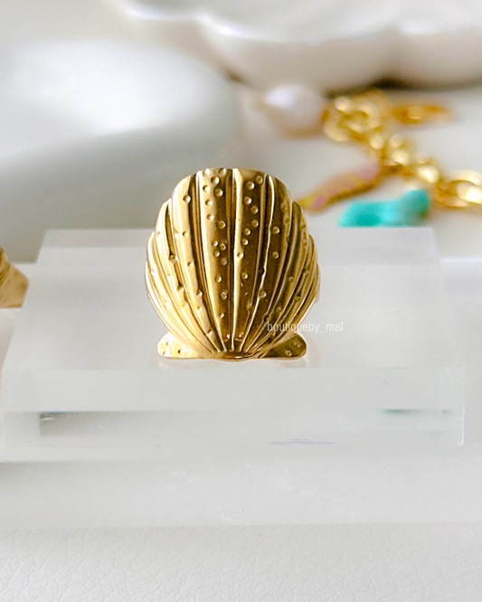 Golden Shell Ring