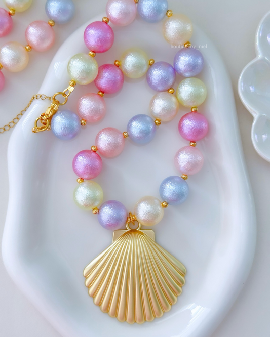 Golden Shell Necklace