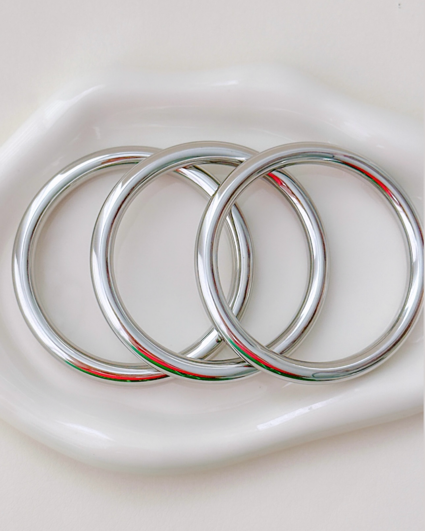 Silver Bangles / Set of 3