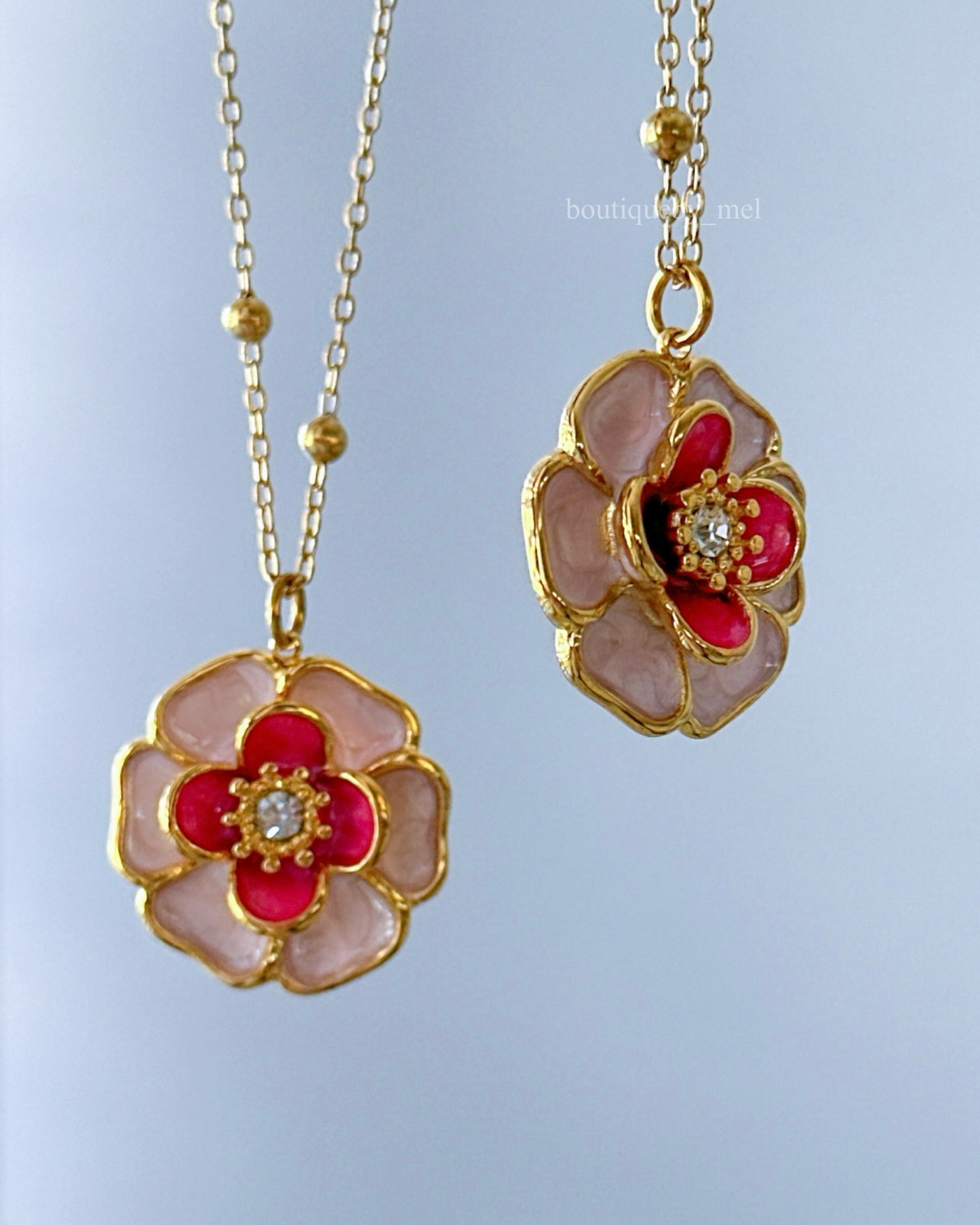 Camelia Necklace