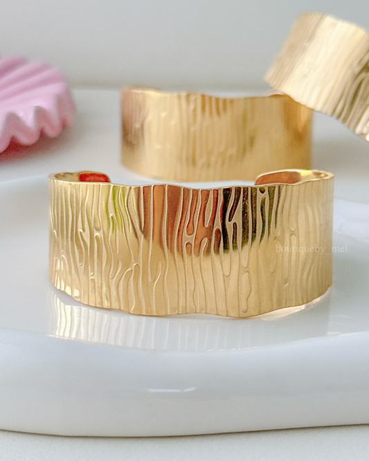 Golden Wave Bangle Bracelet