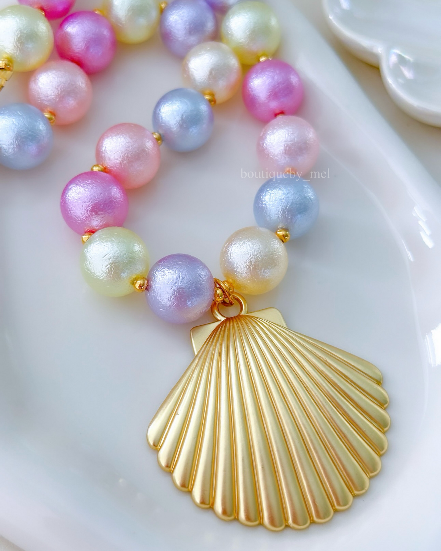 Golden Shell Necklace