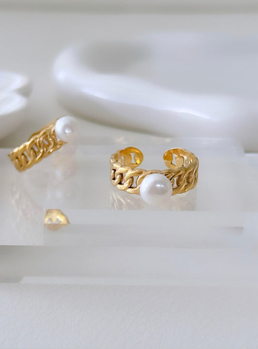 Pearl Ring