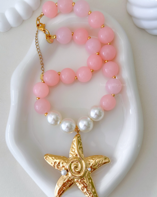 Rosy Beach Necklace