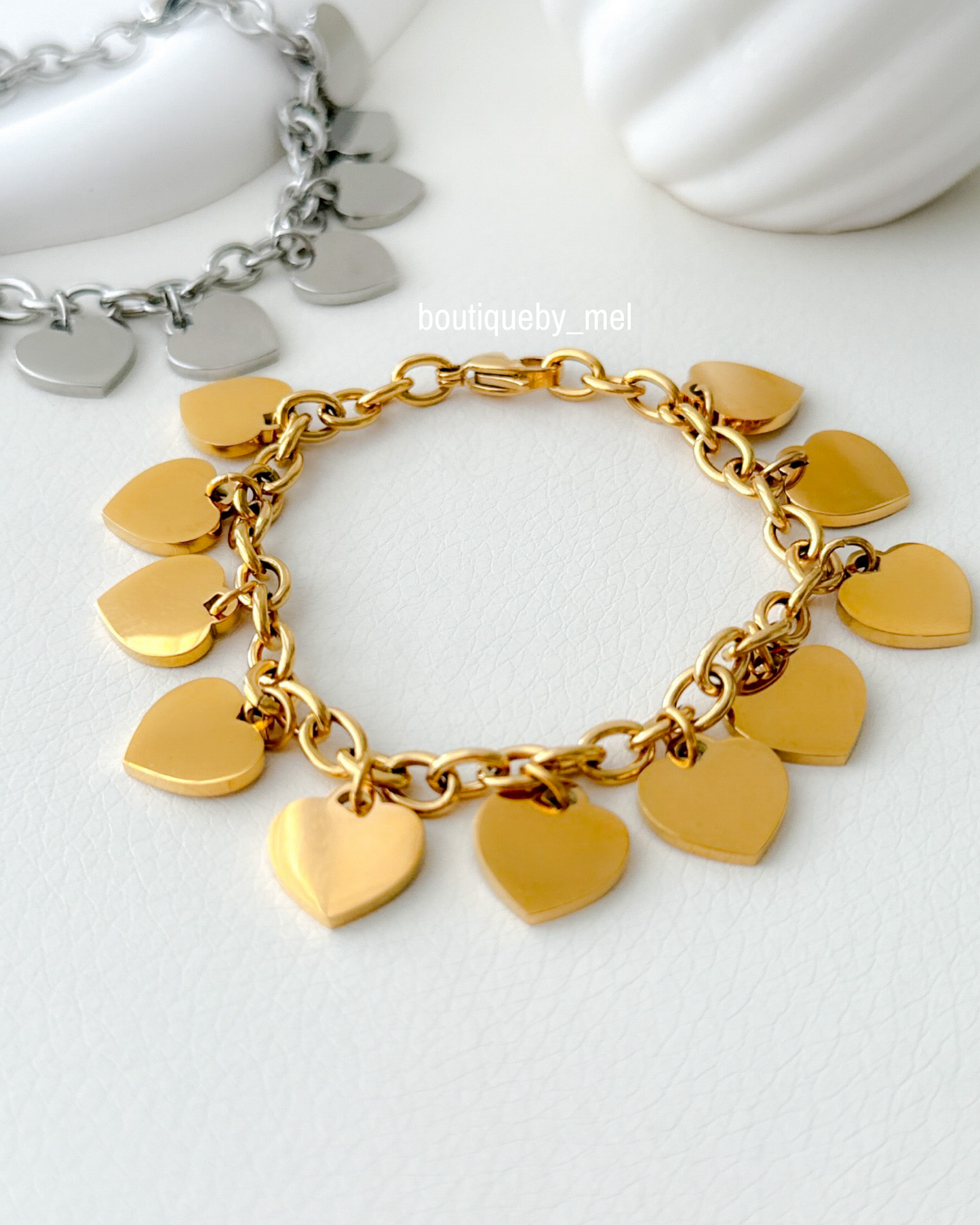 Lot of Hearts Bracelet