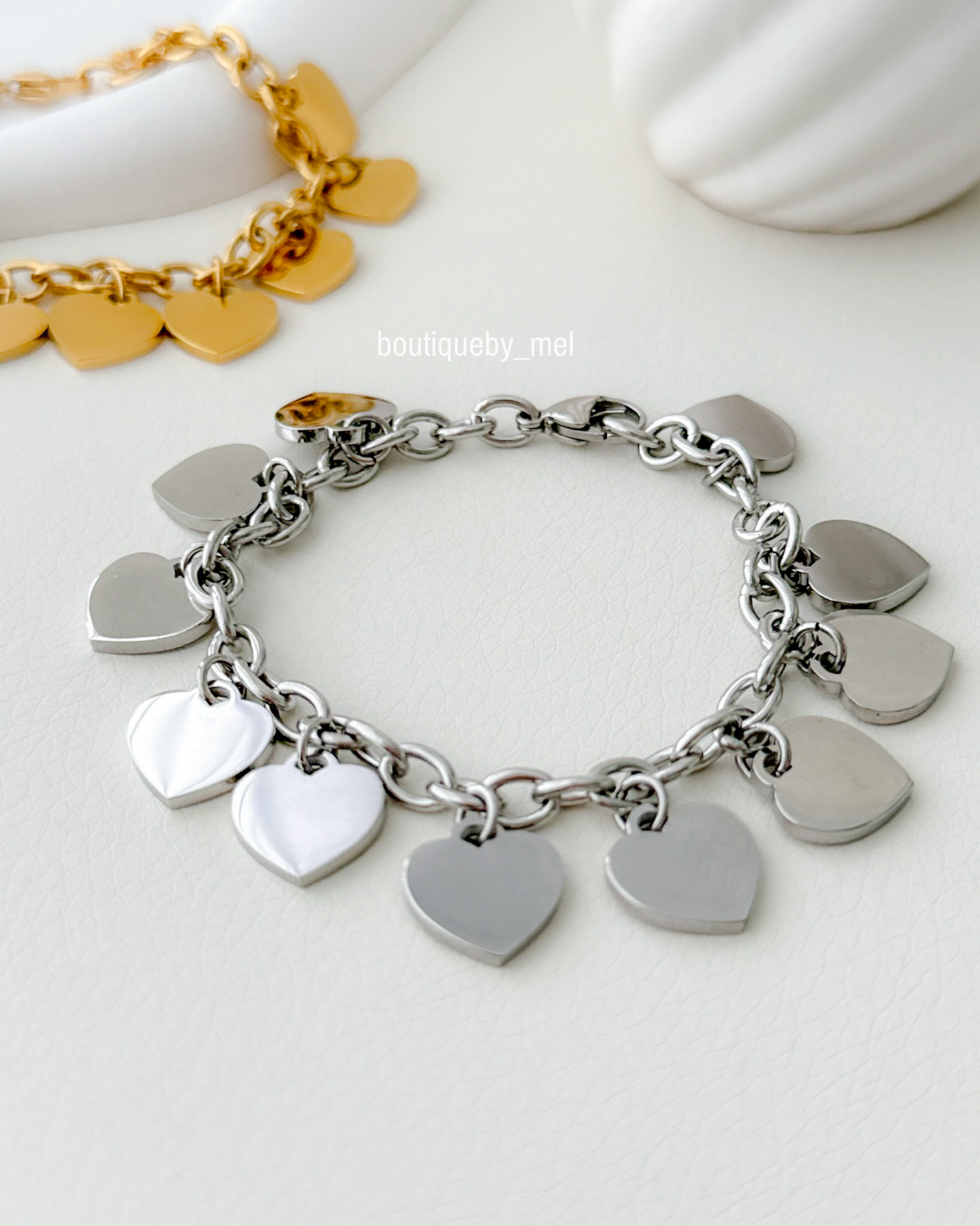 Lot of Hearts Bracelet