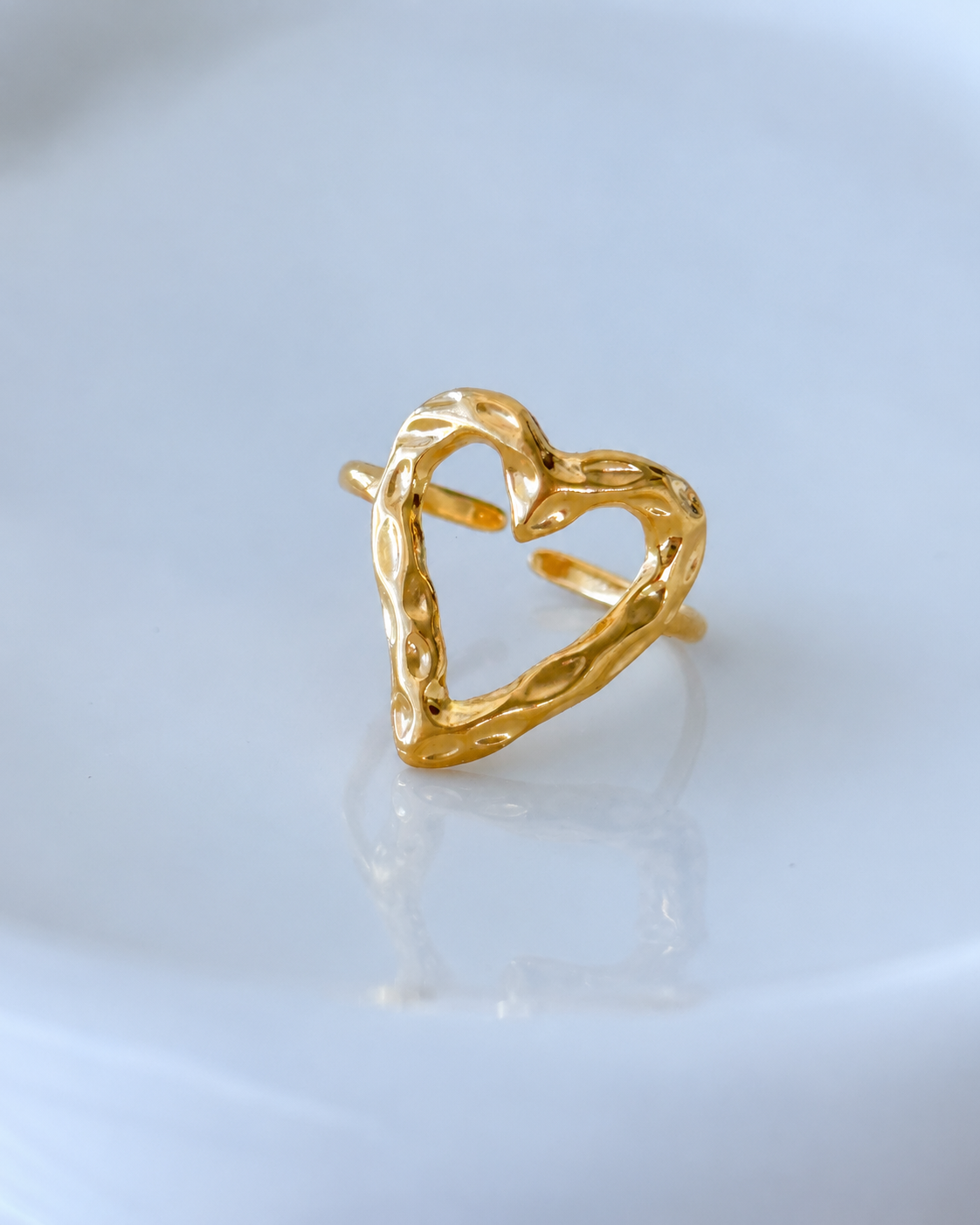 Amore Ring