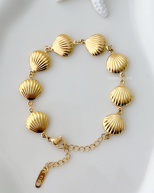 Golden Shells Bracelet