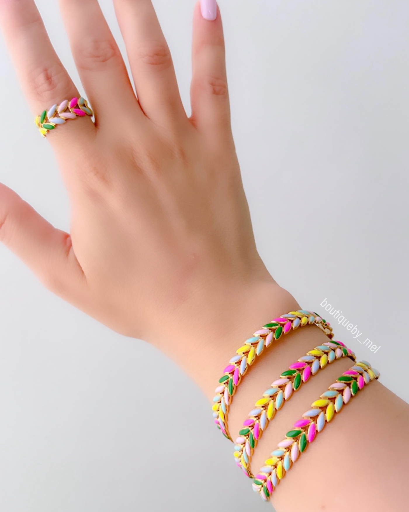 Colorful Leaves Bangle